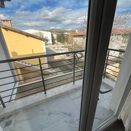 Apartment 6 Subat *